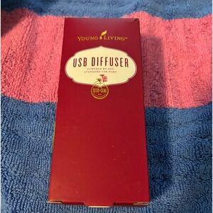 Young Living USB diffuser🌱